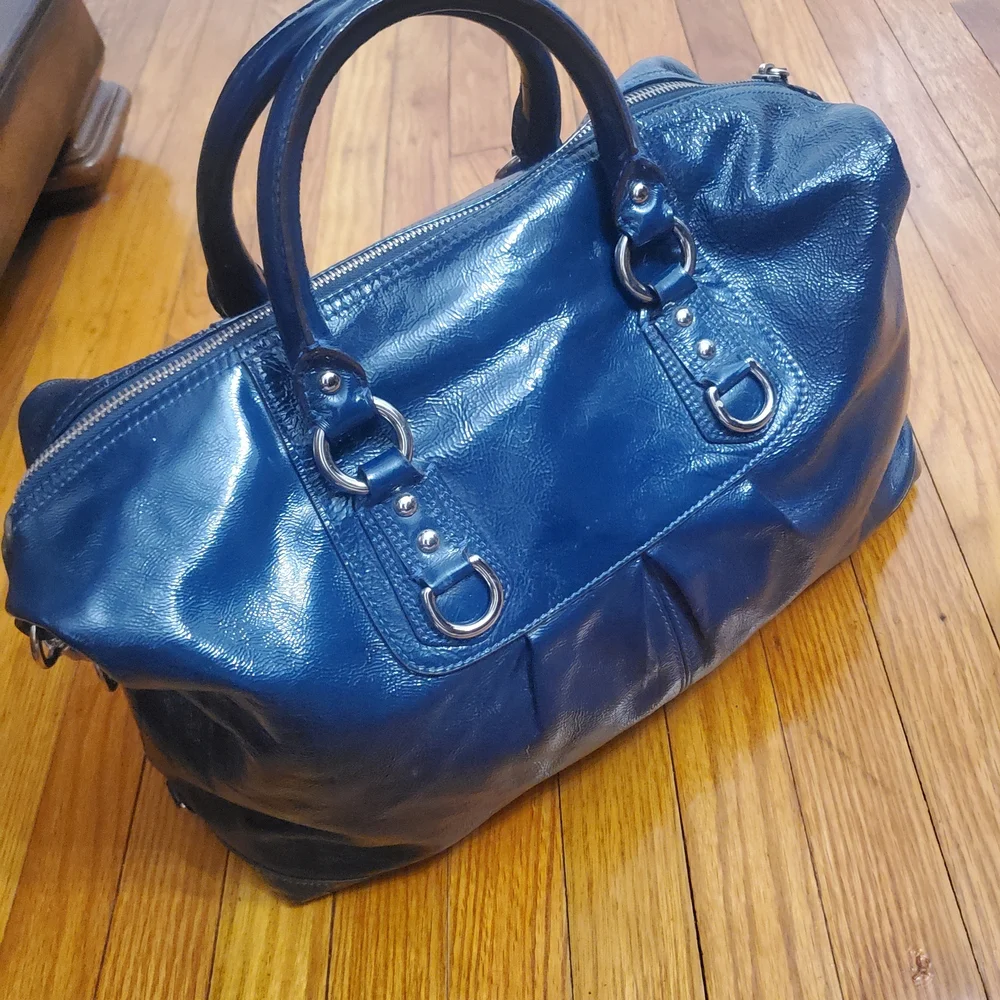 Coach Glosy Dark Blue Leather Handle,shoulder bag. - Picture 8 of 16